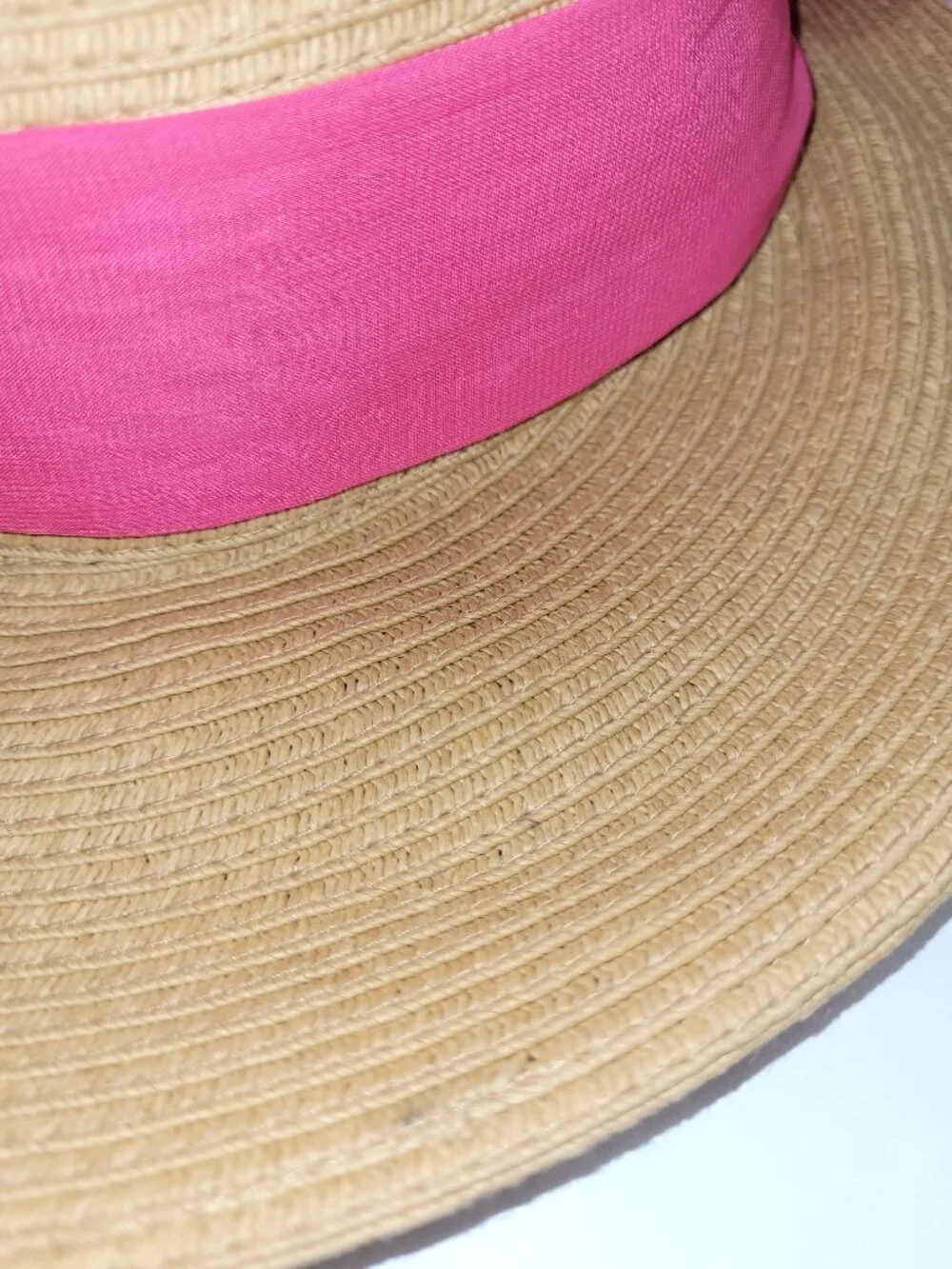 Haute Hippie Style Straw Wide Brim Hat Women's Sz OS Hot Pink Chiffon Bow Nice